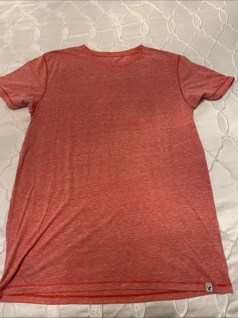 American Eagle Outfitters Heathered Red Short Sleeve Crewneck Tee
